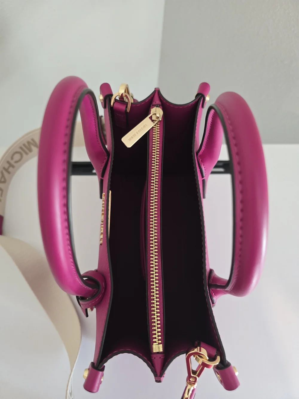 MICHAEL KORS Pink Jet Set Signature Leather Satchel